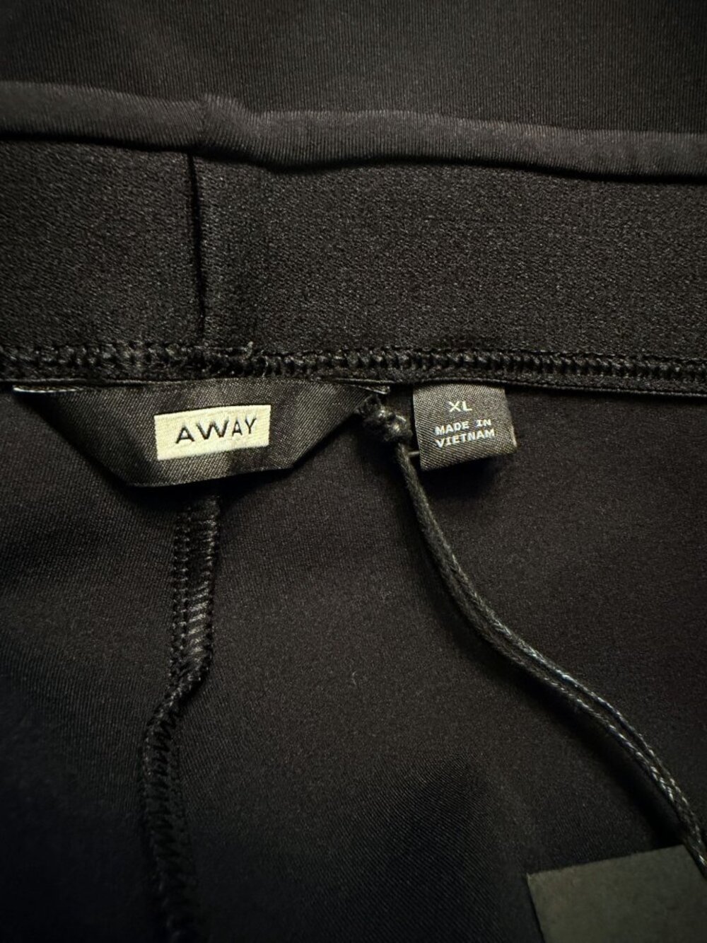 Away The Layover Pant XL Black Crop Stretch Travel Pants Split Hem NWT - Picture 6 of 9